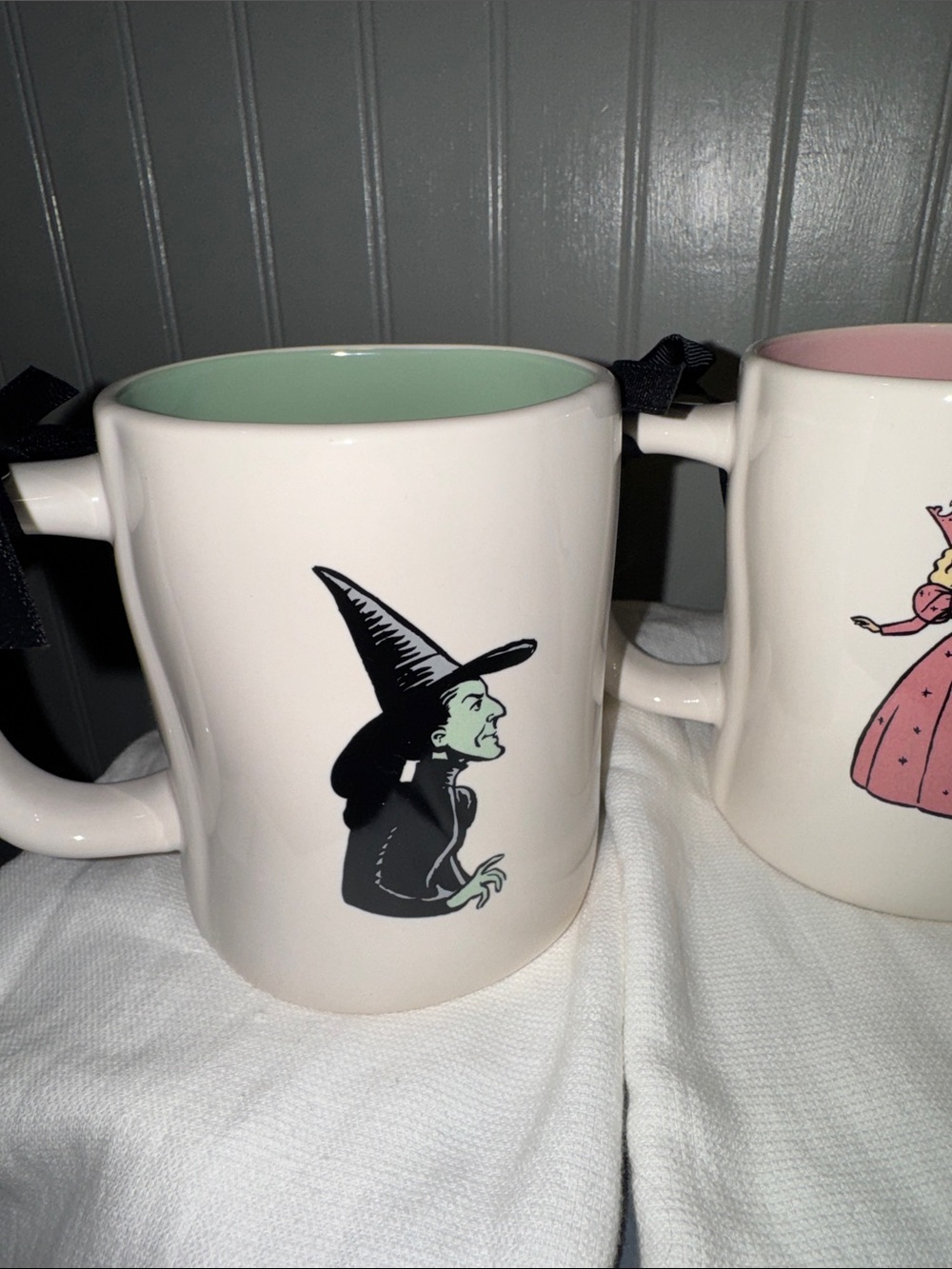 Rae Dunn Glinda good Witch & Wicked witch Mug Set w/ Matching Towels - Picture 3 of 8